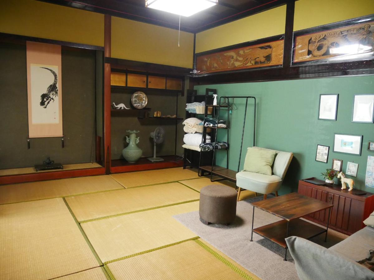 駅前宿舎 禪 Shared House Zen Eiheiji المظهر الخارجي الصورة